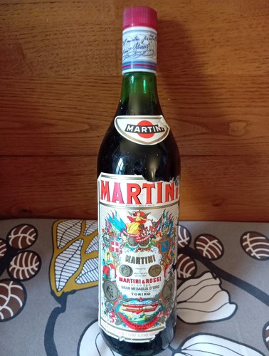 Bottiglia martini rosso - bottiglia,